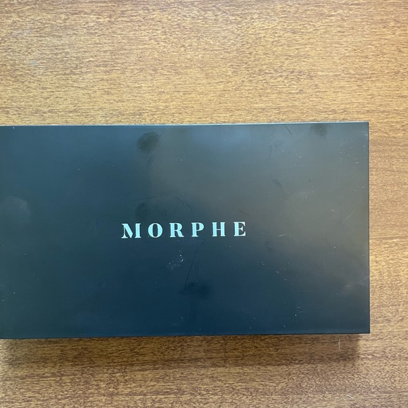 - - Morphe 8Z Starblazer  highlighter palette 28W - Picture 2 of 4